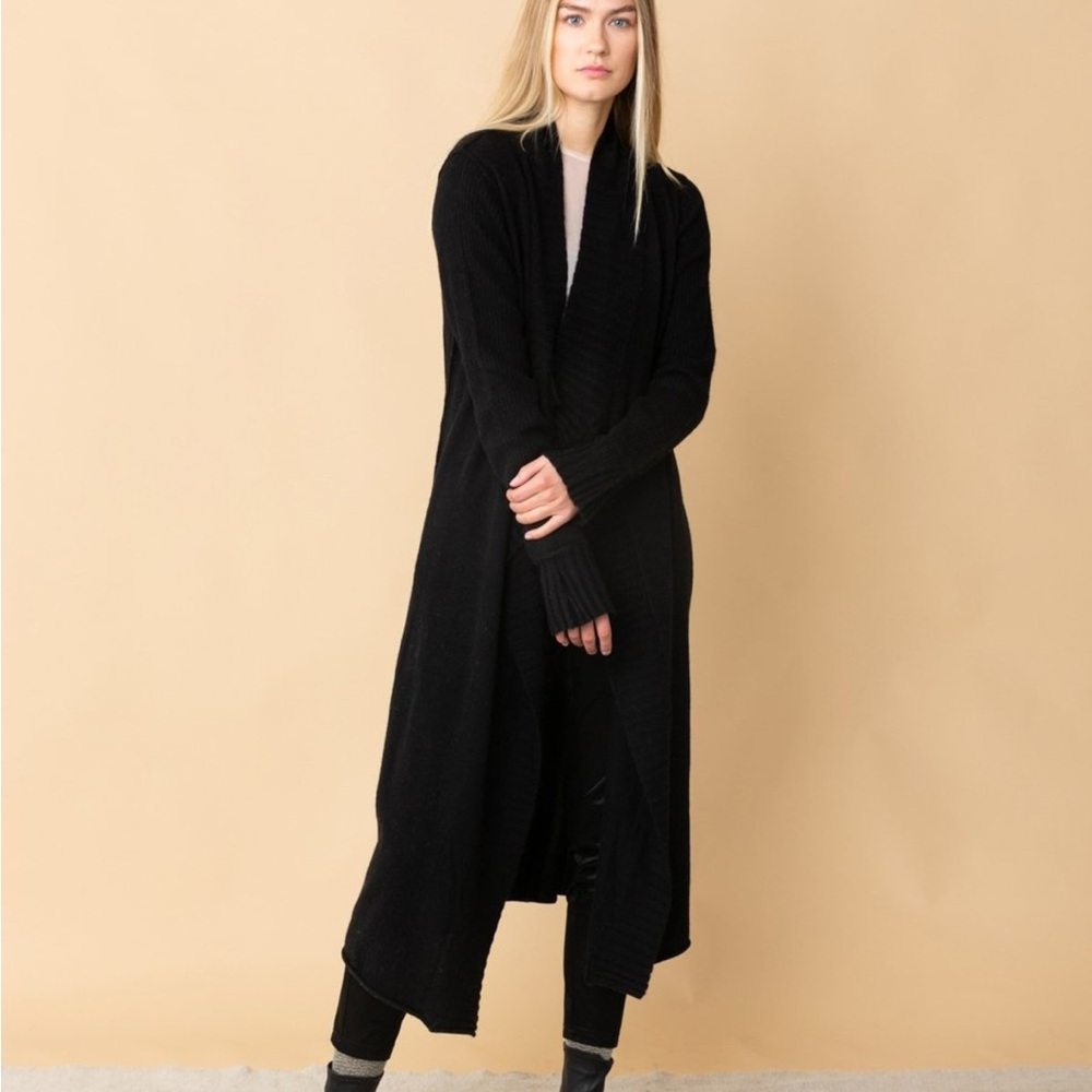 Brazeau Tricot's Long Pub Coat  black